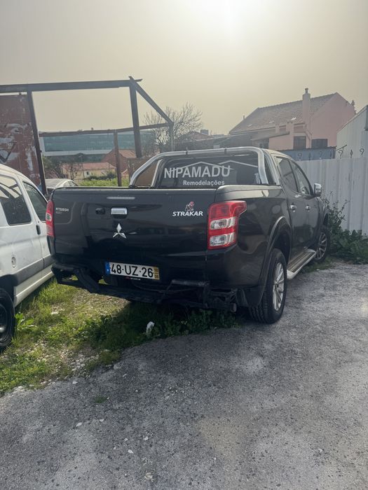 Stakar carrinha de 3 lugares