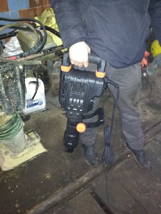 400ГРНОренда відбійного молотка400 ГРН