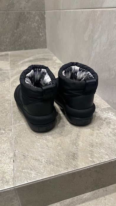 UGG зимові черевики/дутики, чорні