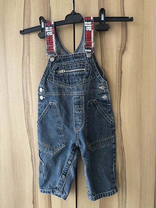 Джинсовий комбінезон 6-9 міс.