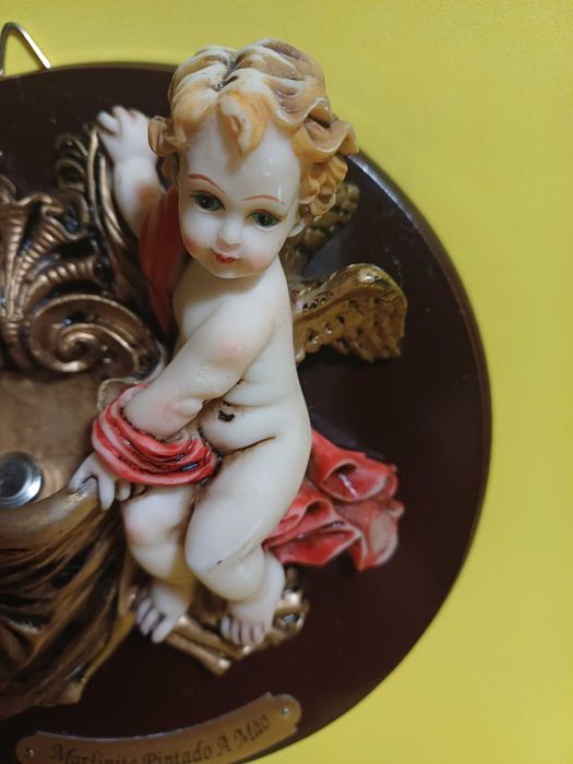 Anjos em Marfinite Pintados à Mão