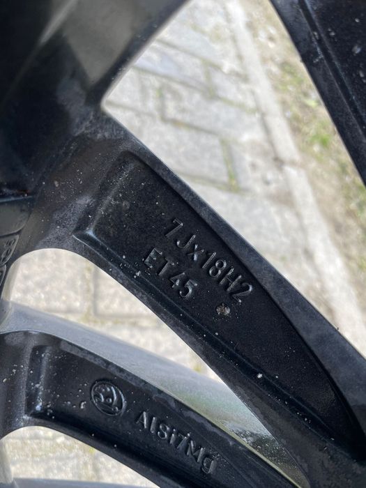 Felgi aluminiowe Skoda R18