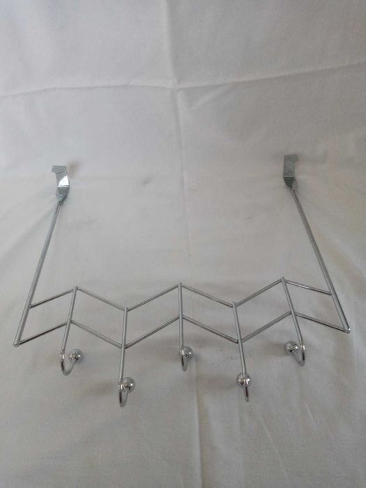 Вешалка для одежды из нержавейки новая