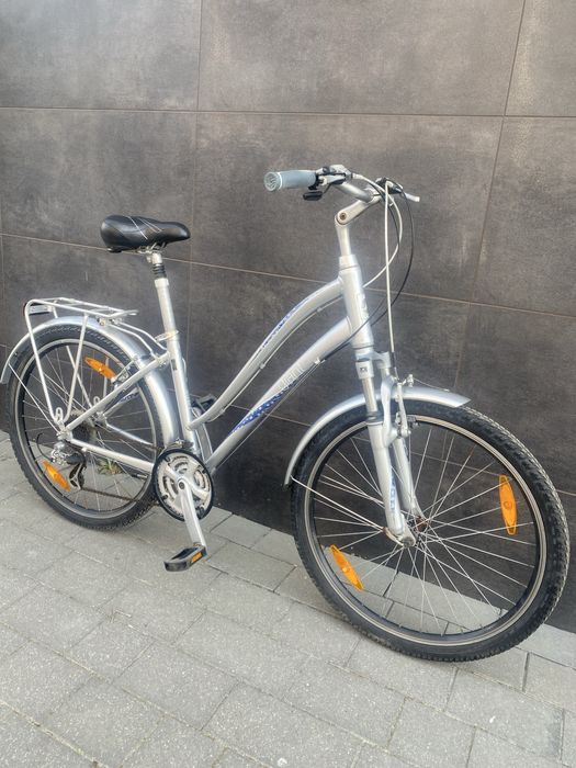 Rower miejski Giant aluminiowy