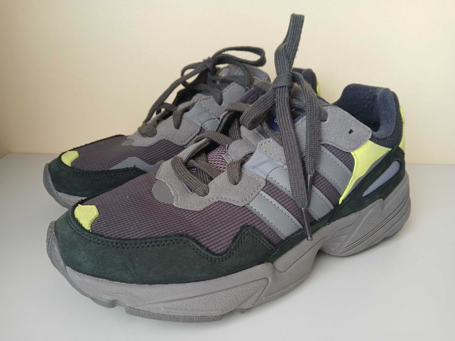 Ténis / Sapatilhas Adidas Torsion