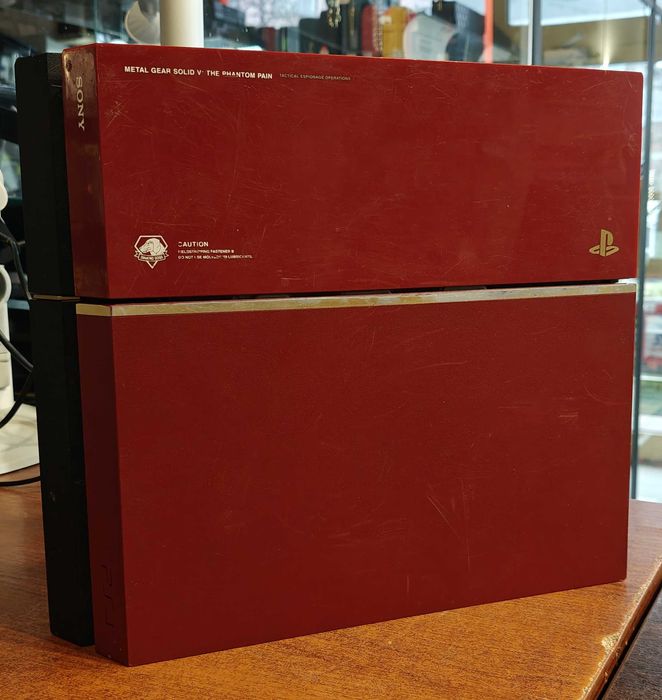 Playstation 4 FAT/CUH-1216A/ Metal Gear Solid Edition/ Na części