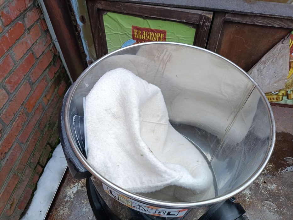 Будівельний пилосос Makita VC3011L