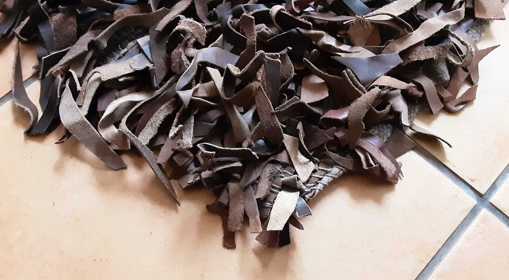 Carpete Couro Leather 2.20m X 1.45m Como nova - 40€