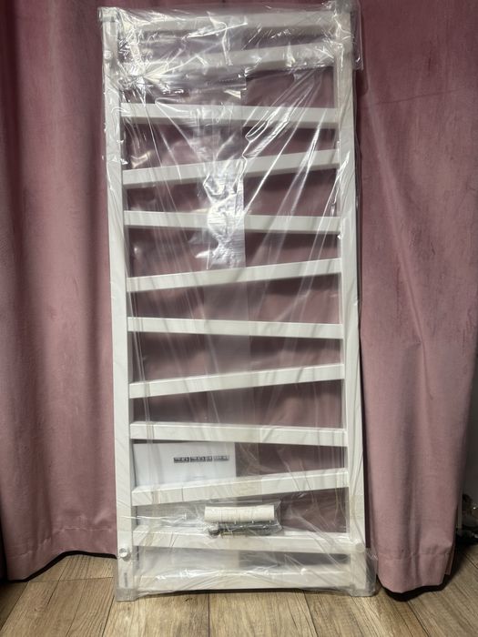 Nowy grzejnik łazienkowy CYRKON 50x119 cm Biały Mat (Paragon)