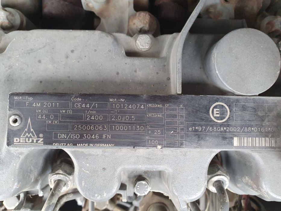 DEUTZ F4M 2011 pompa wtryskowa wtryski