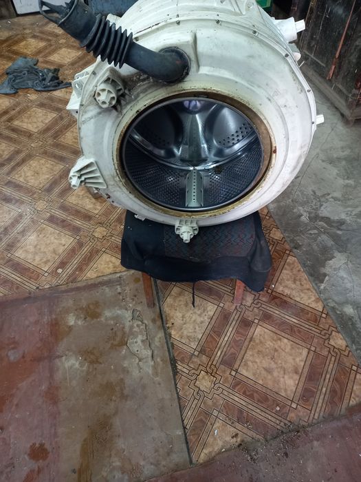 Барабан перероблений на розборний з машинки  індезіт wl85 і др. запчас