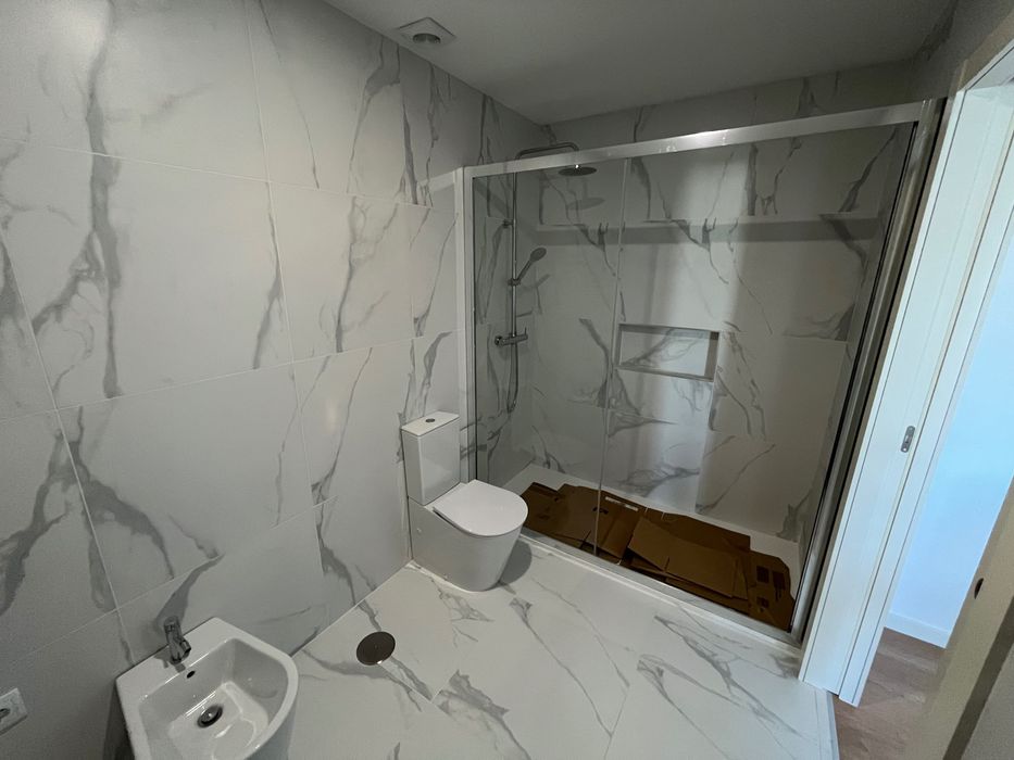 T1 Novo com Varanda e Garagem Subterrânea |Rua de São Lázaro, Amarante