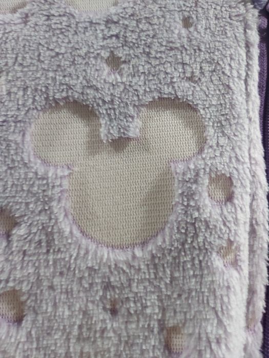 NOWY ŚWIECĄCY kombinezon na dziewczynkę Myszka Minnie 122/128cm piżama