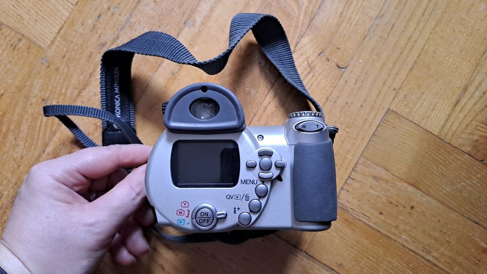 Aparat Konica Minolta Dimage Z20