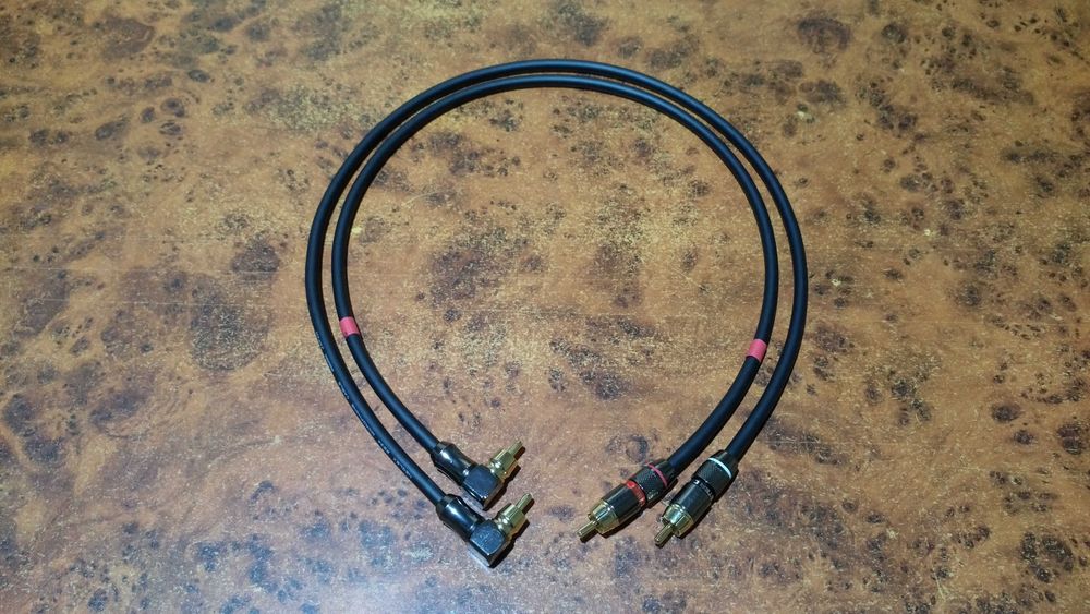 Hi-Fi межблочный кабель 2RCA/2RCA MOGAMI W2534 направленный экран