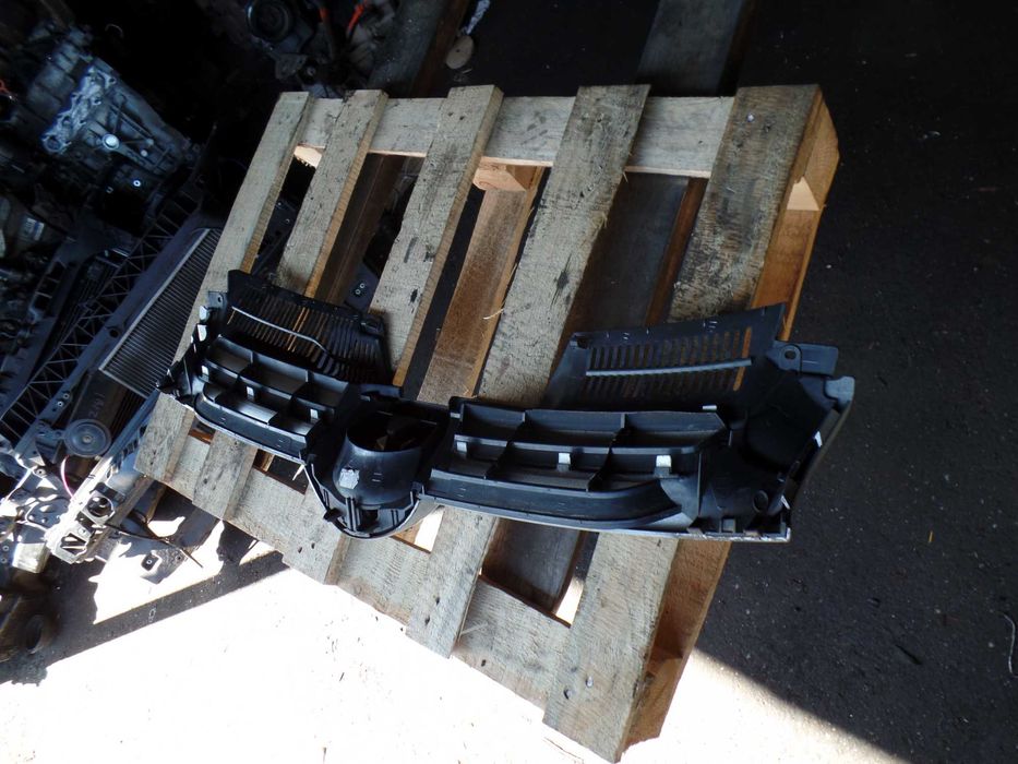 Kwi6 Grill atrapa chłodnicy volkswagen golf V srebrny wysyłka