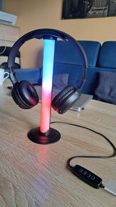 Stojak na słuchawki lampka led usb