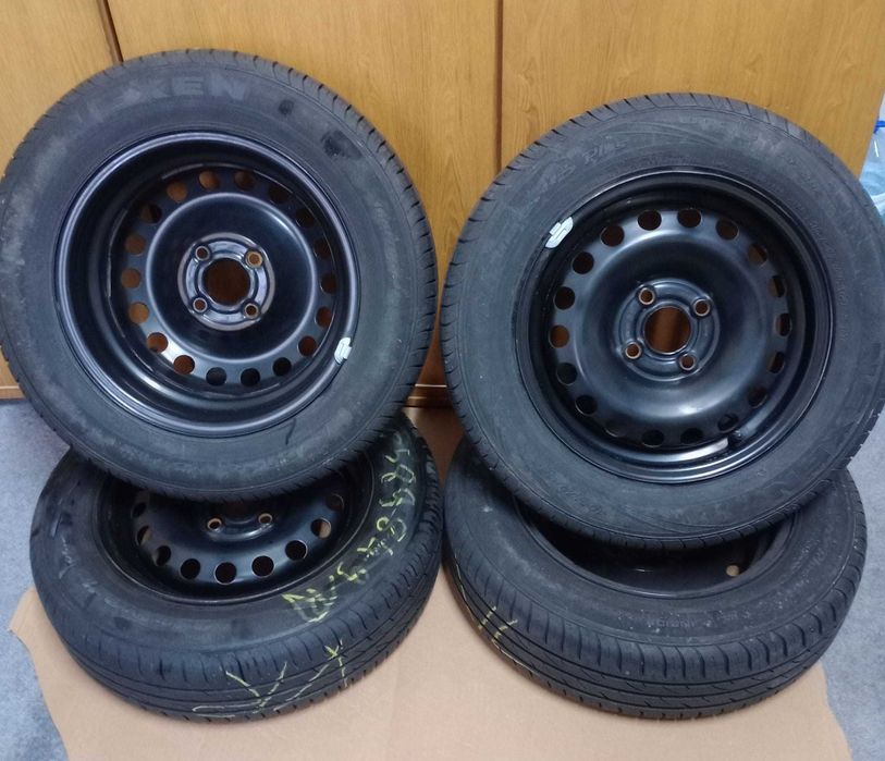 Komplet kół 165/70R14 81T / 5Jx14H2 ET35 / DOT2124