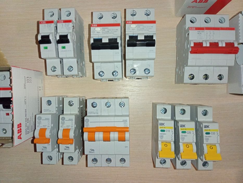 Автоматический выключатель, диф реле, выключатель нагрузки