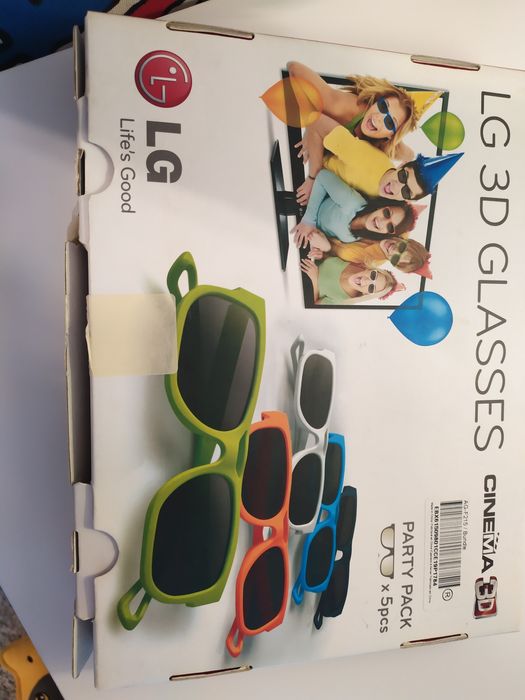 LG okulary  3D 5 sztuk mało co używane.