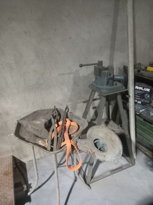 Vendo maquinas serralharia