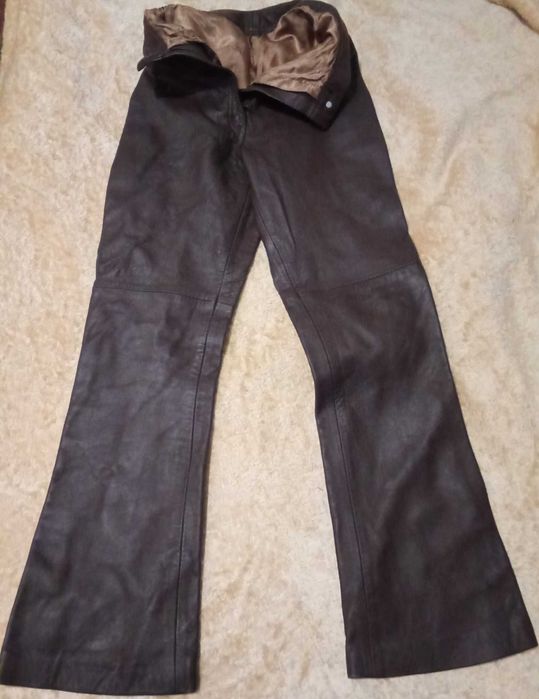 Conjunto de casaco e calças cabedal vintage