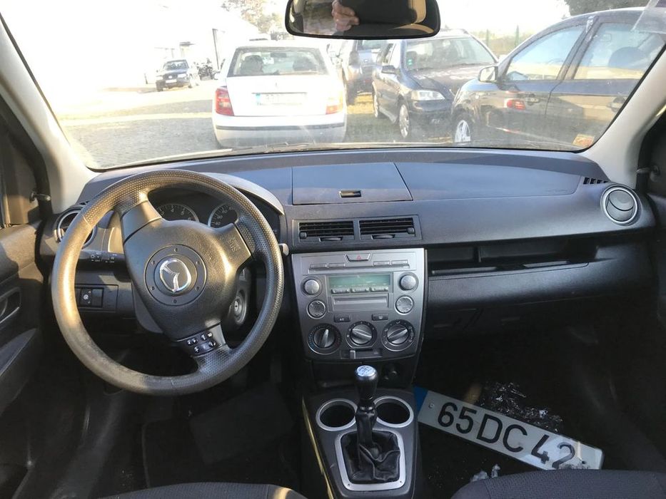 Mazda 2 1.2cc 5P 2007 - Para Peças