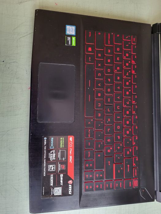 Computador portátil MSI GF63 Thin 95C com Carregador e Mala