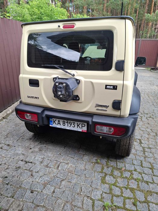 Suzuki Jimny 2020 запчастини