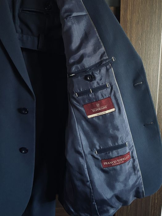 Garnitur męski  granatowy