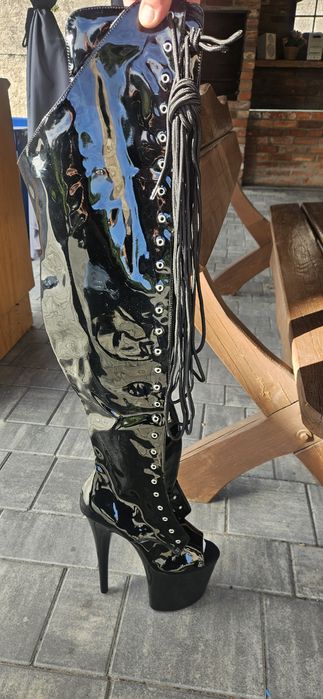 Buty  długie 90 cm