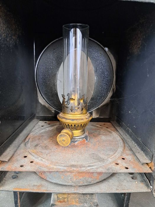 Stara lampa naftowa, kolejowa, Kosmos Brenner