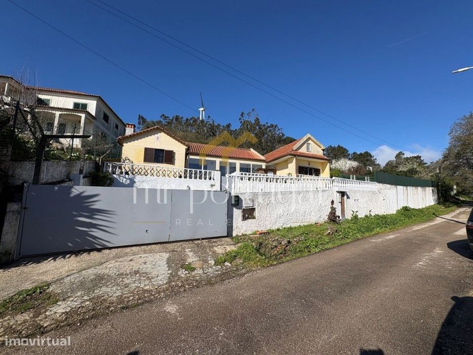 Quintinha em Mafra com 5.375m² | Moradia T2 + Potencial de Construç...