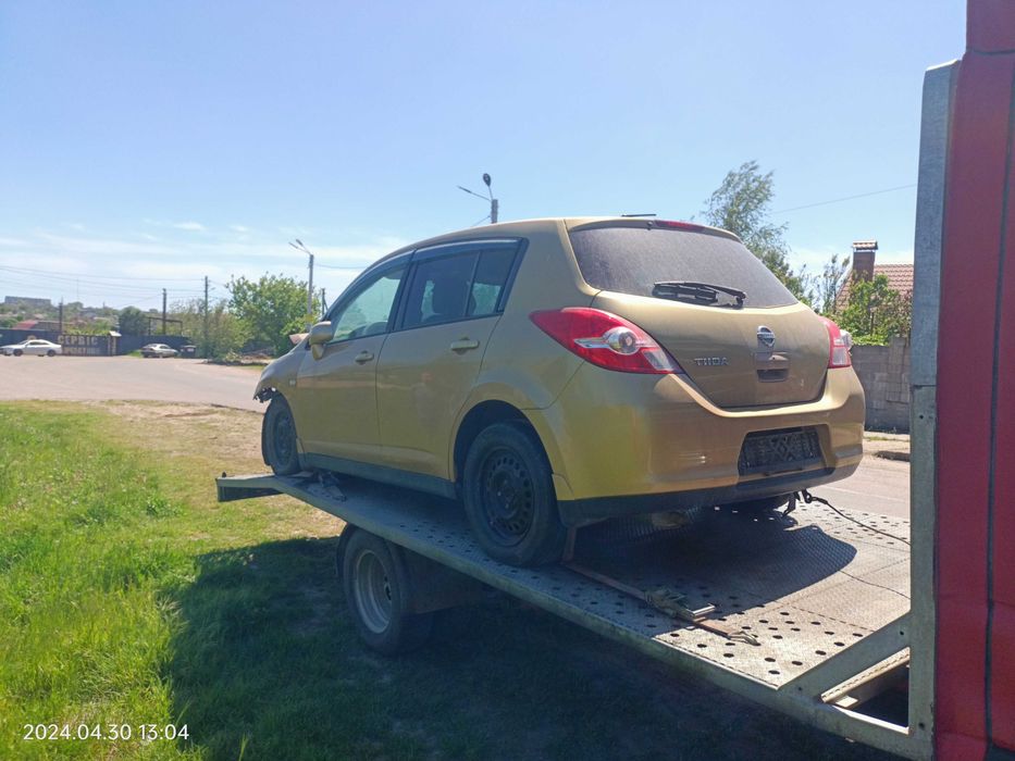 Двигатель 1.5 1,6 бензин АКПП Nissan Tiida C11 2010 год мотор двигун