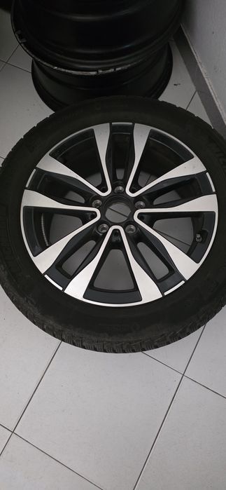 Jantes e Pneus 245 45 R17 Michelin