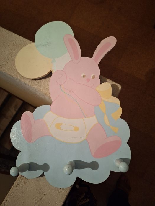 Cabide quarto crianca