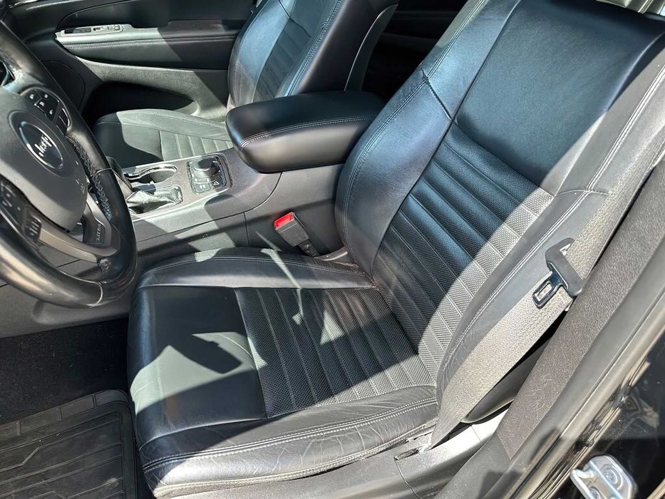 Jeep Grand Cherokee      2020