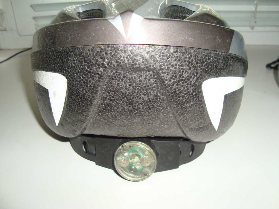 Вело шолом  Raleigh