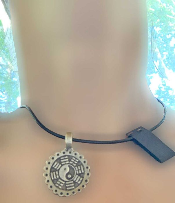 Fio em Couro Yin Yang, Novo/Exclusivo/Único