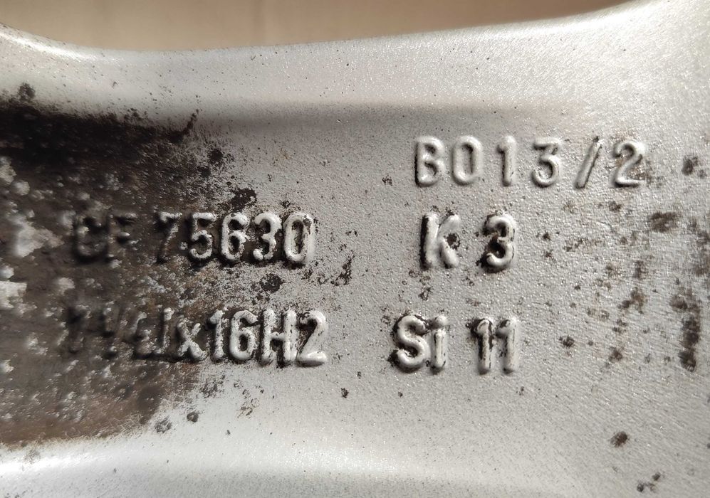Alufelgi BORBET 5x112 7,5Jx16H2 ET30 fi 72