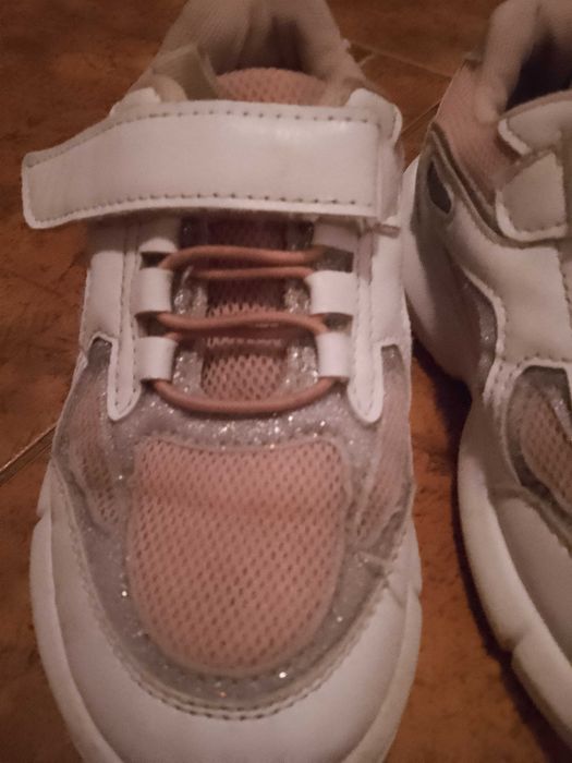 Buty adidasy na dziewczynkę jak nowe rozm.29