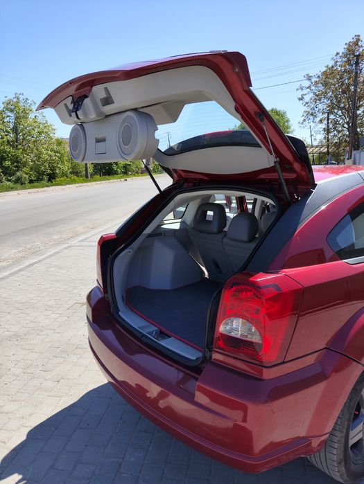 Dodge Caliber 2006, надійне і гарне авто