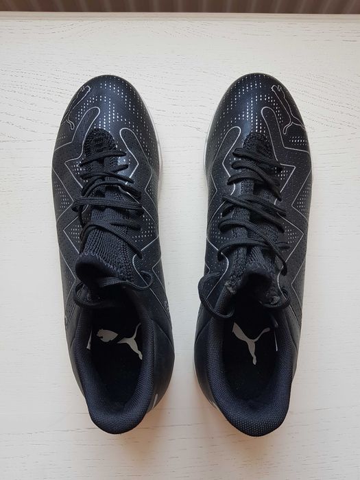 спортивне взуття, футзалки, бампи 41-42р.