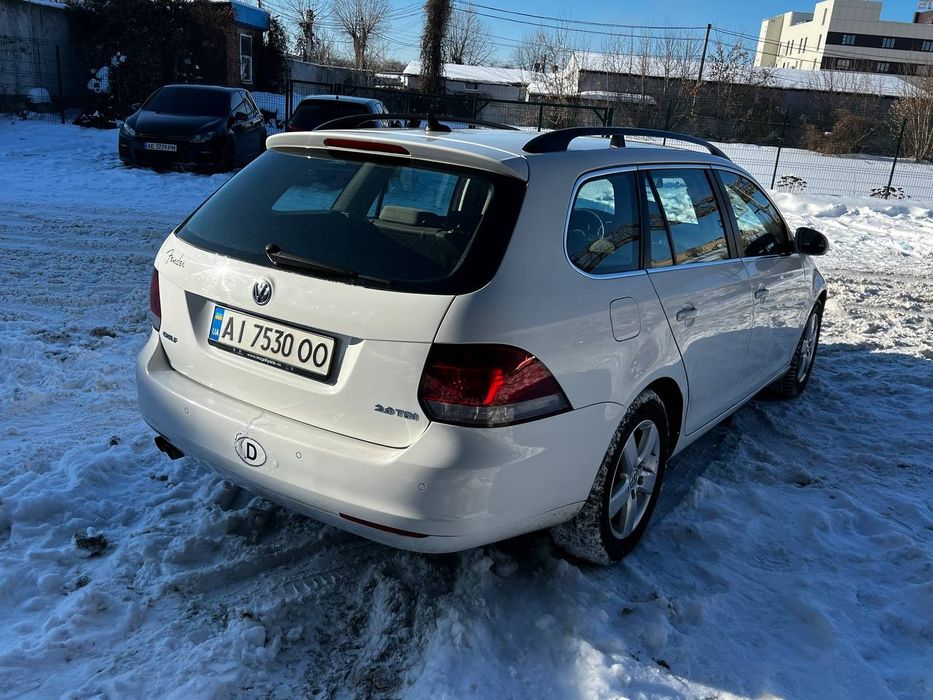 Volkswagen Golf 2.0 dizel akpp 2011