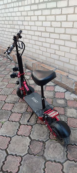 Продам электросамокат