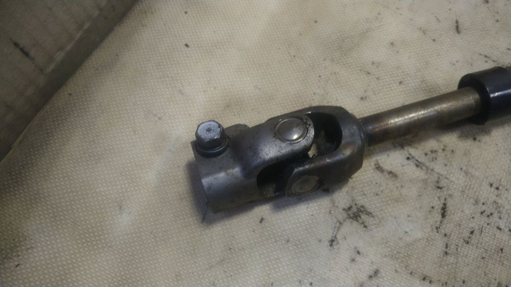 " Kia Ceed I krzyżak kolumny kierowniczej