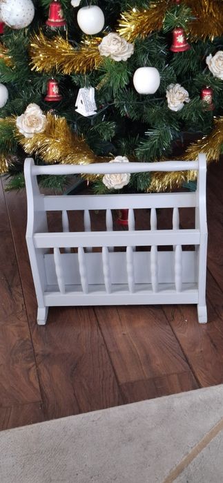 Gazetownik idealny na książki-gazety.