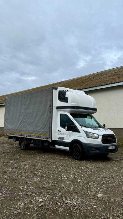 Автомобіль Ford Tranzit