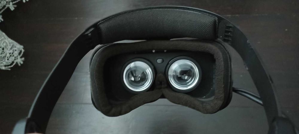 vr гарниiтура lenovo exploler