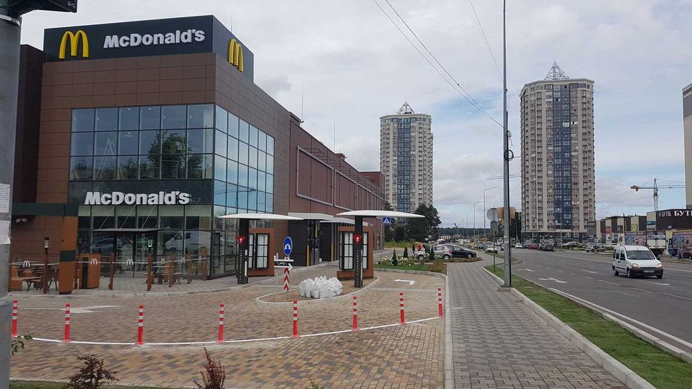 Центр Броварів! вул. Київська, біля McDonalds та MarkMall! 1к 43м2 Новобуд
